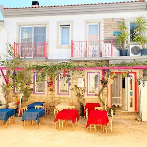 Pervin Hanım Konağı , Alaçatı Türkiye