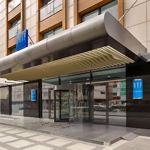 Tryp By Wyndham Topkapi **** Istanboel