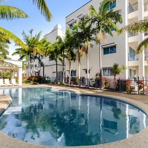 madison-ocean-breeze-apartments.queenslandhotels.net/